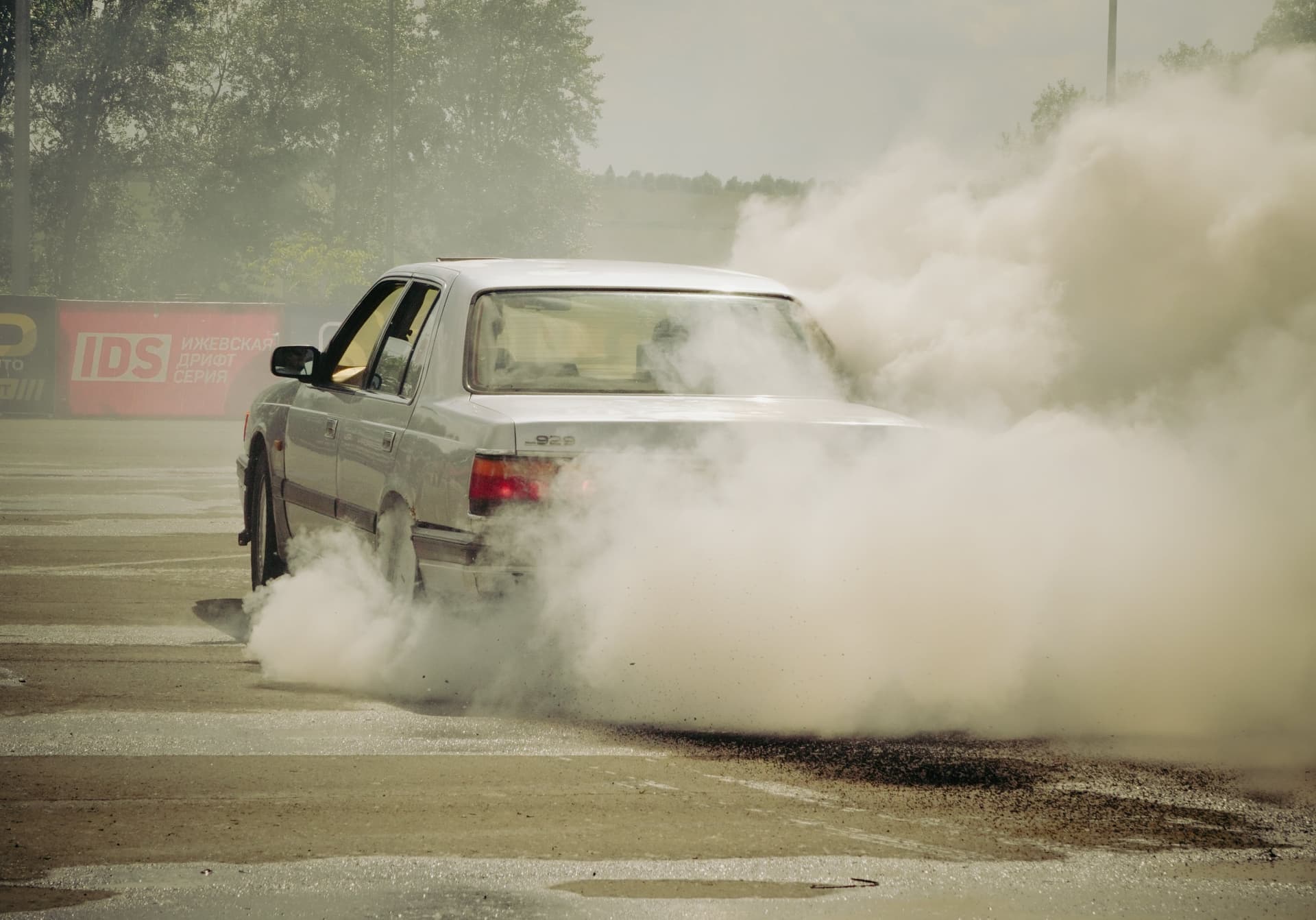Economical driver versus inefficient driver